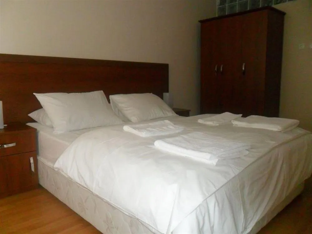 Flamingo Apart Apart otel İstanbul 3*,